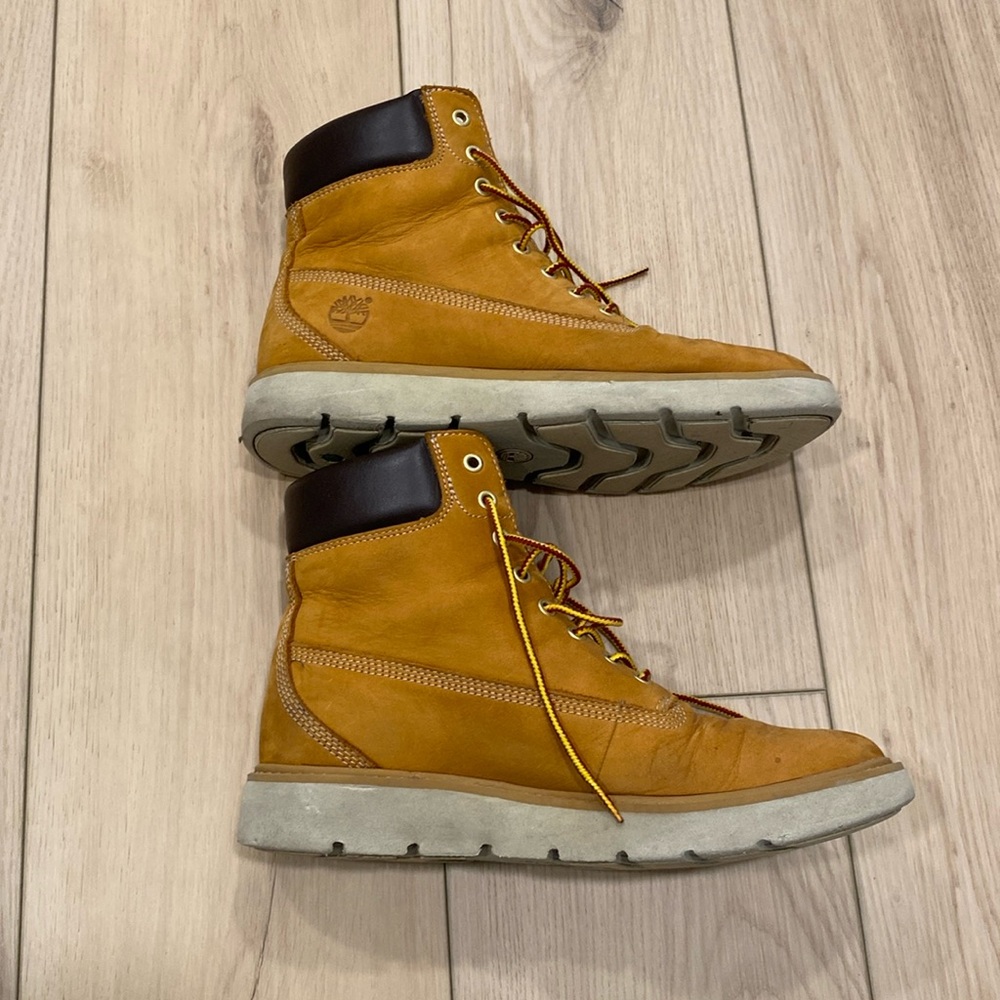 Timberland Kenniston slim lace up boot.